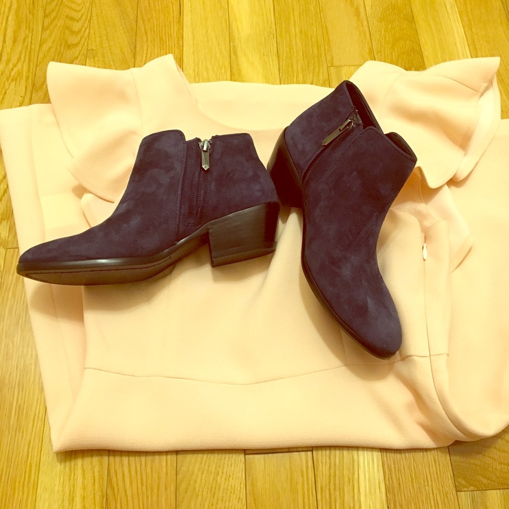 Sam Edelman Petty Boots Suede Navy Blue, size 5